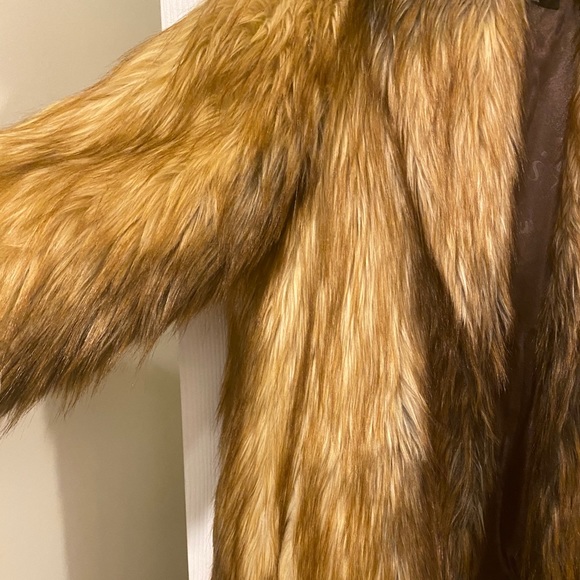 Fabulous Furs Limited Edition Faux Fur Coat - Picture 4 of 7
